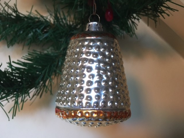 Antieke oude kerstbal een koebel met veel relief van dun geblazen glas 1e kwart 1900 - Afbeelding 4